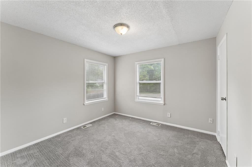 9505 Spring Valley Road — photo 29
