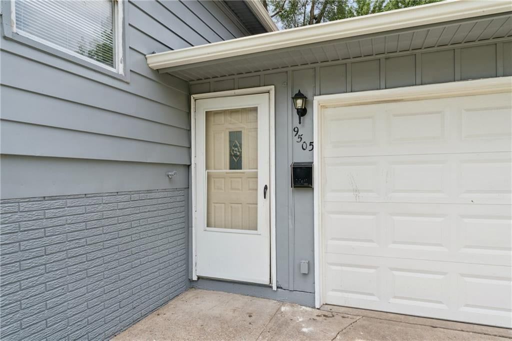9505 Spring Valley Road — photo 36