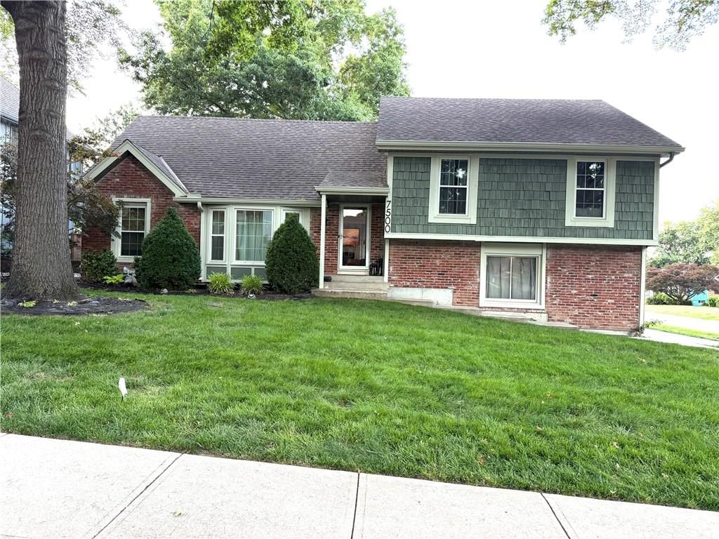 7500 W 98th Terrace — photo 1