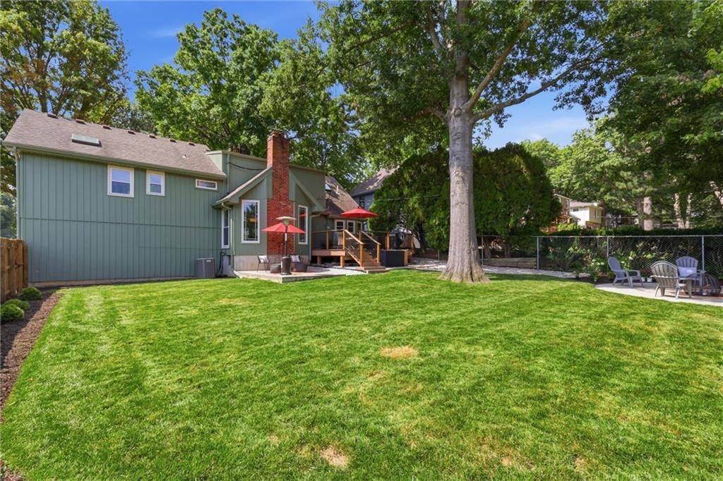7500 W 98th Terrace — photo 41