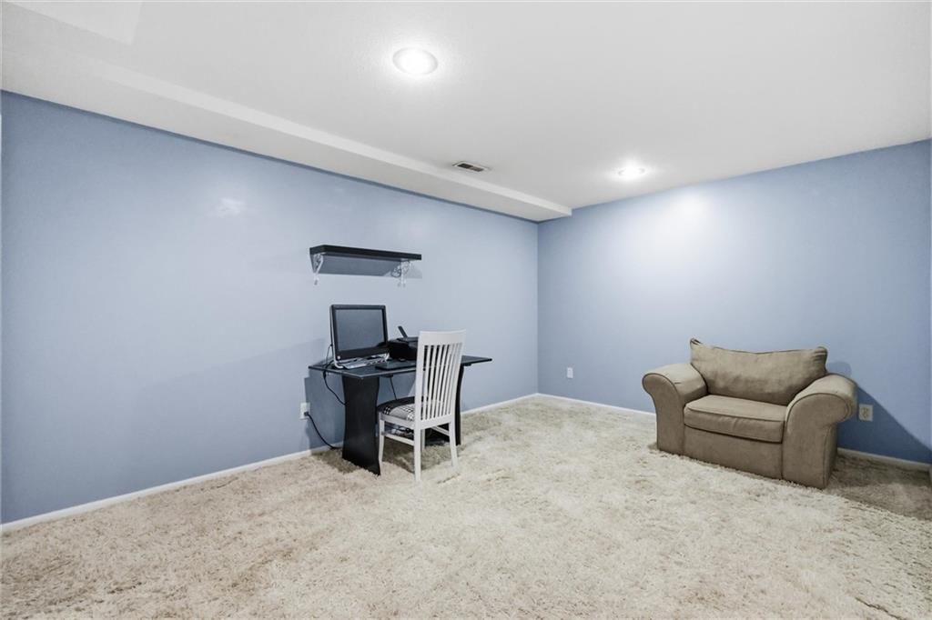 3371 S Cochise Avenue — photo 26