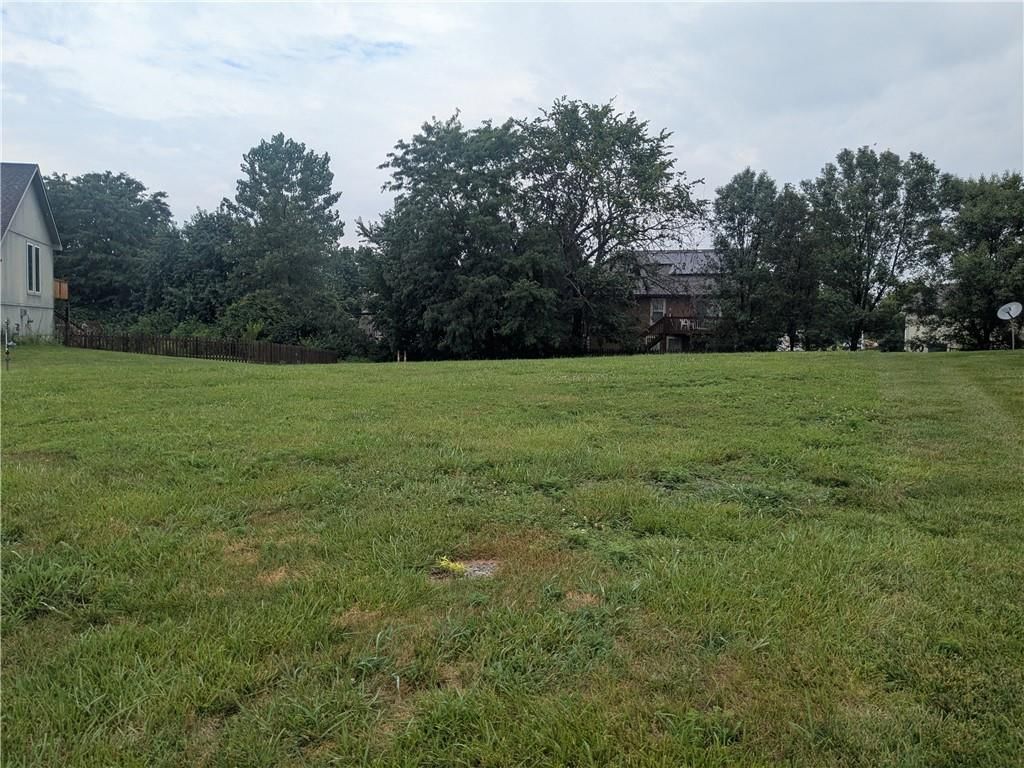 1249 SW Nagona Lane — photo 3