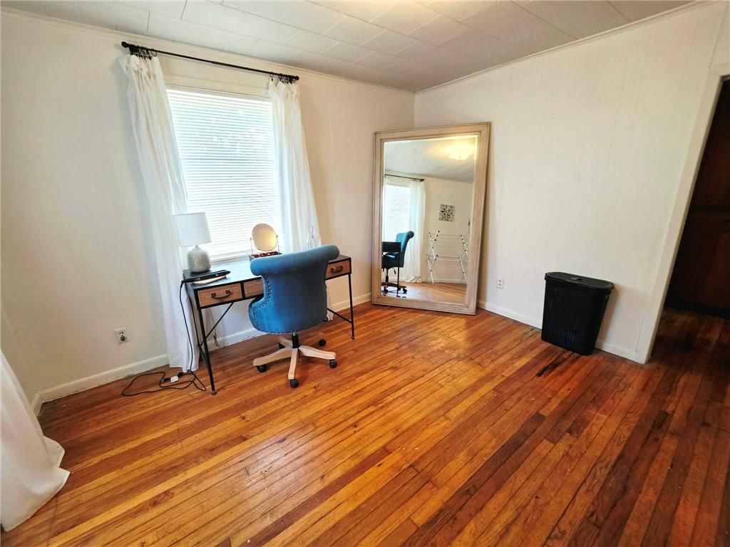 206 E 15th Street — photo 20