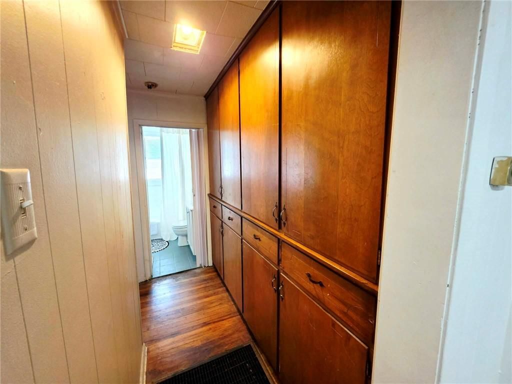 206 E 15th Street — photo 25