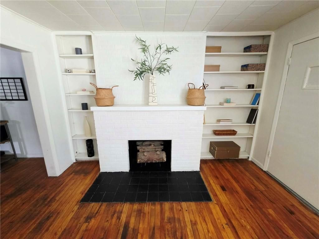 206 E 15th Street — photo 31