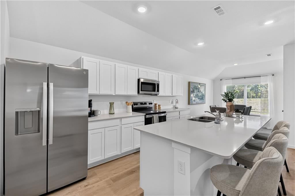 1604 SW 9th Street — photo 5