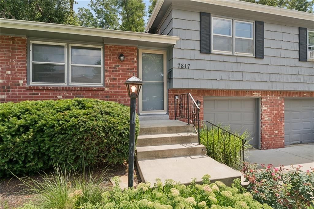 7817 England Drive — photo 3