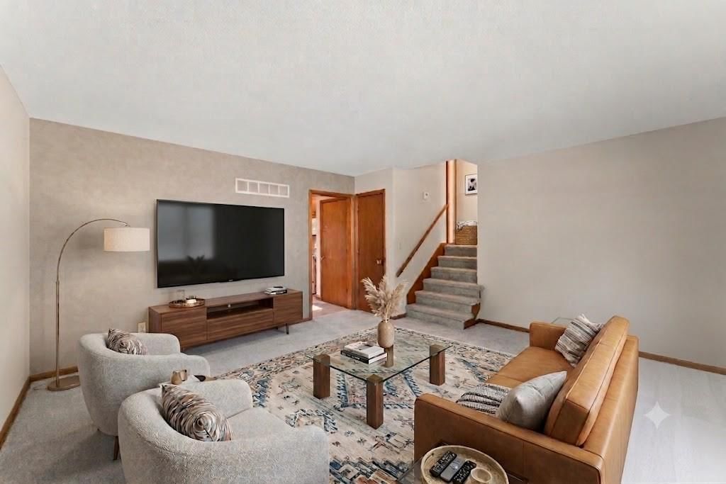 7817 England Drive — photo 10