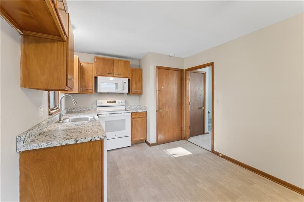 7817 England Drive — photo 14