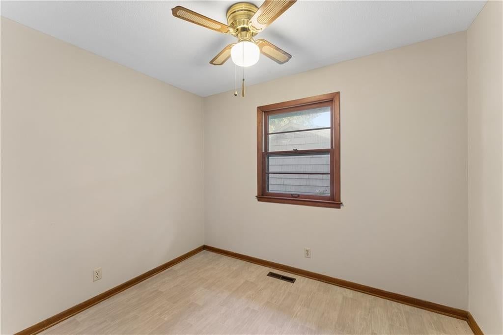 7817 England Drive — photo 19