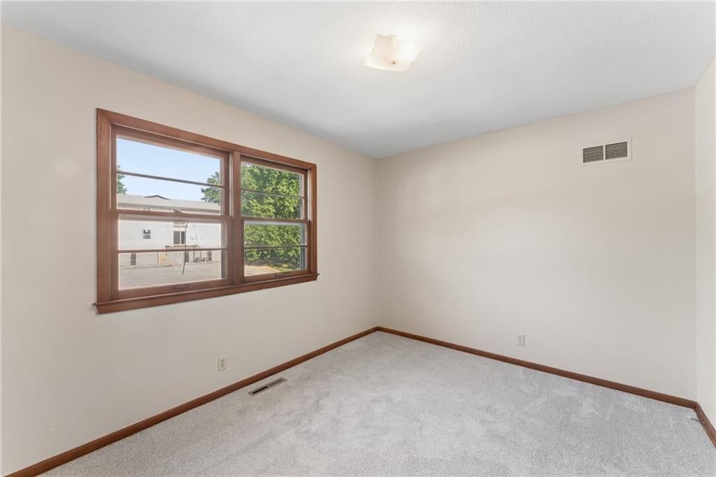 7817 England Drive — photo 27