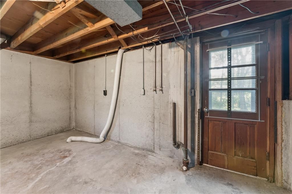 7817 England Drive — photo 33