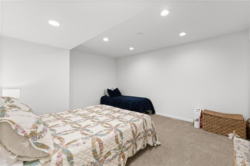 9824 N Overton Street — photo 31