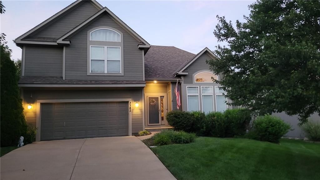 2282 W Layton Drive — photo 1