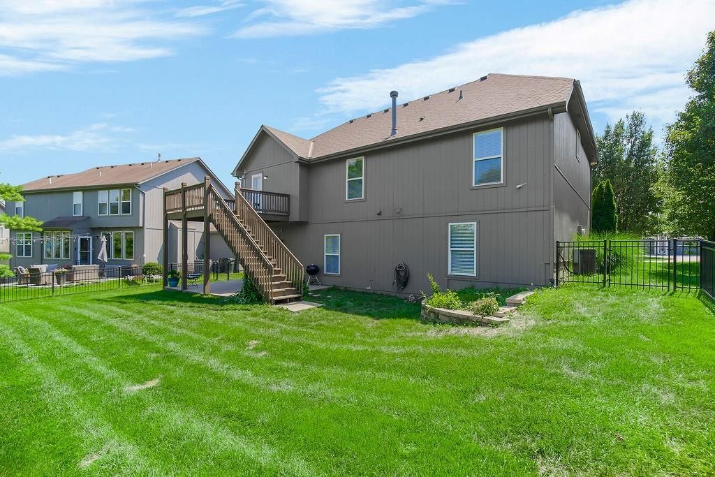2282 W Layton Drive — photo 32