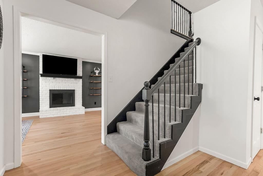 4900 Ballentine Street — photo 2