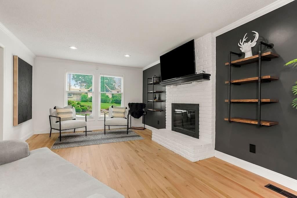4900 Ballentine Street — photo 5