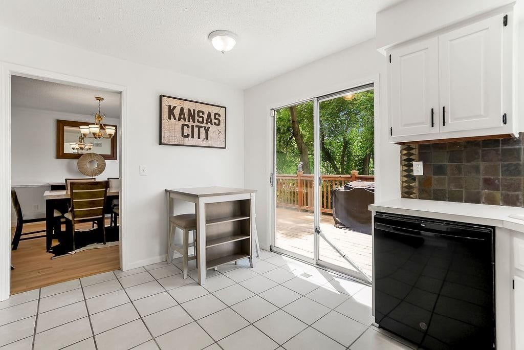 4900 Ballentine Street — photo 12