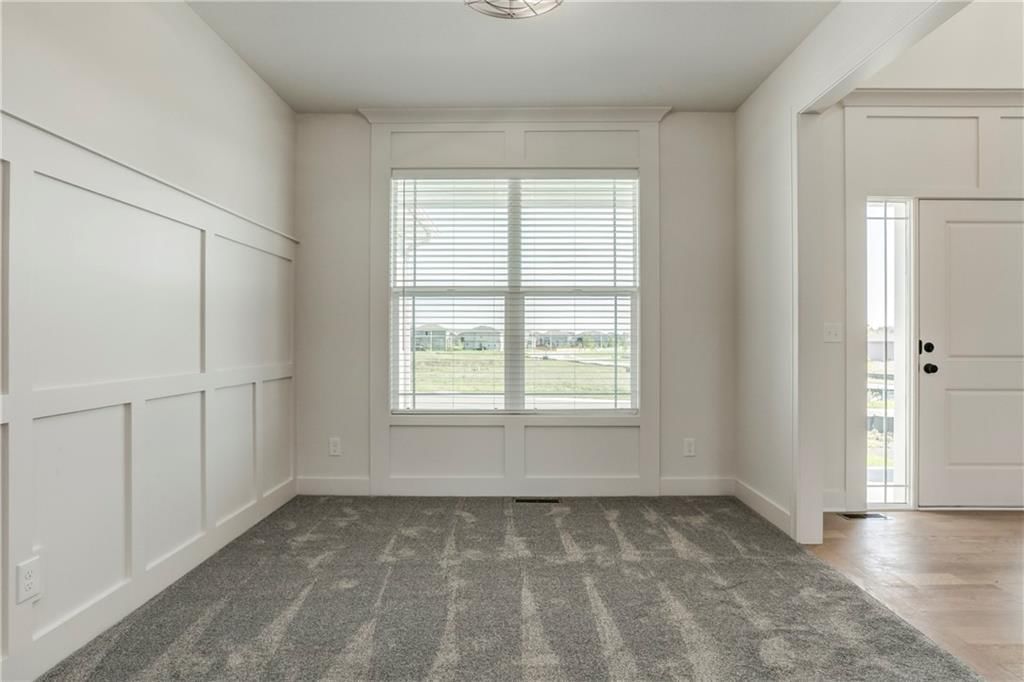 19007 W 170th Terrace — photo 14