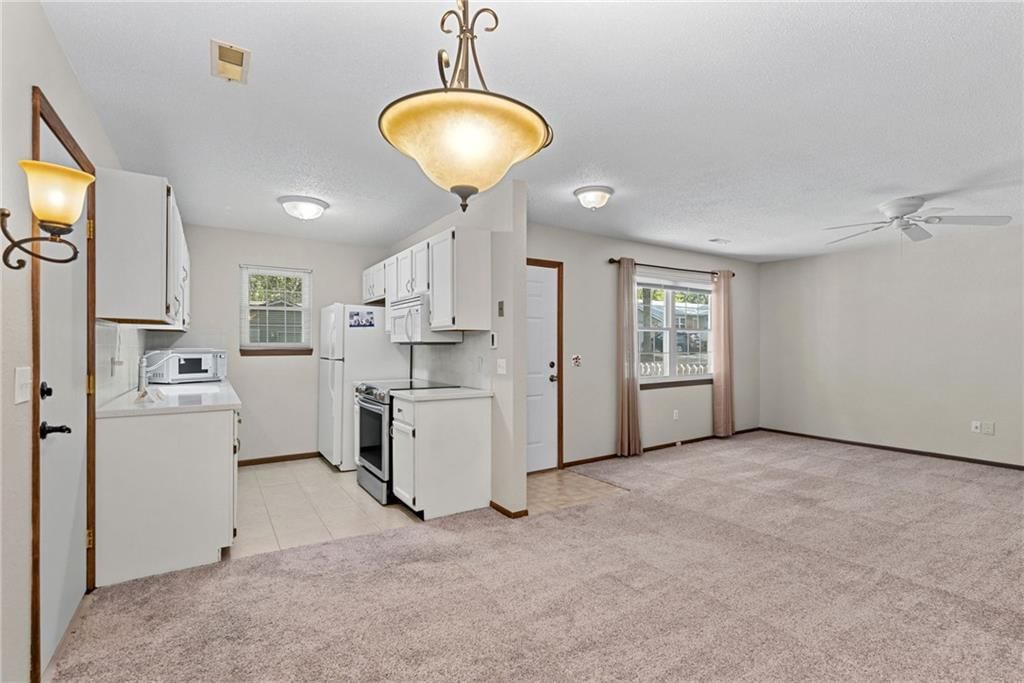 11327 W 77TH Terrace — photo 9