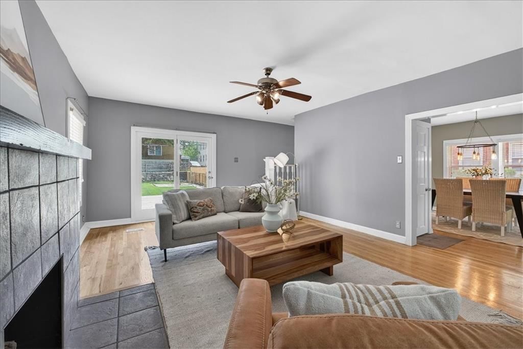 5439 ROCKHILL Road — photo 4