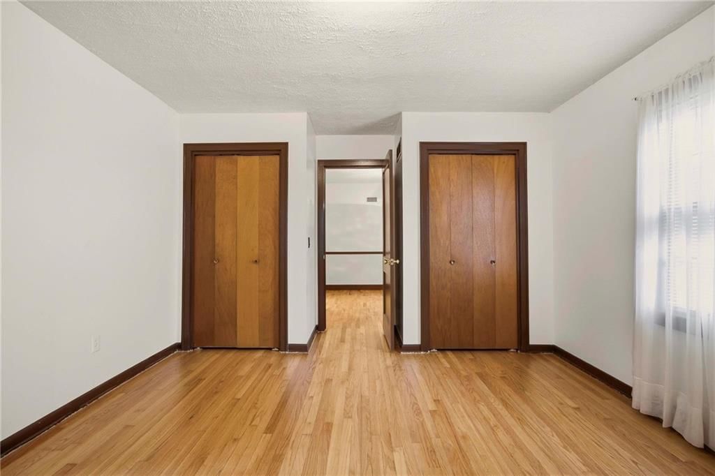 1204 E Walnut Street — photo 17