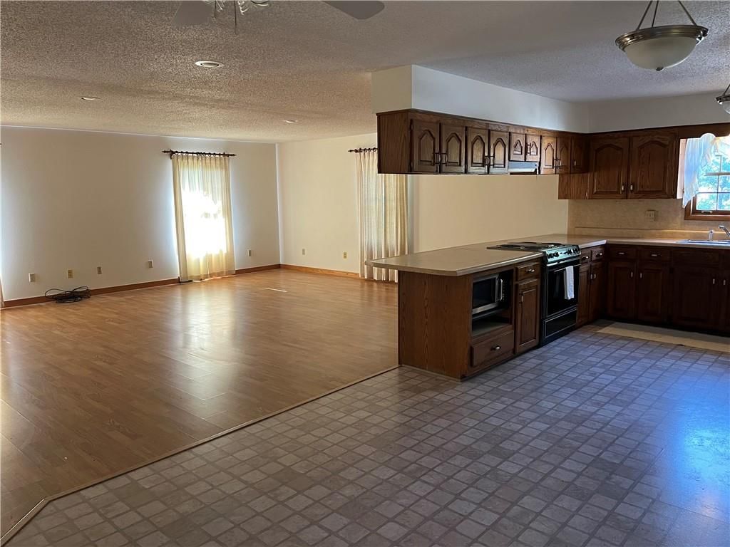 128 Jh Williamson Jr Court — photo 8