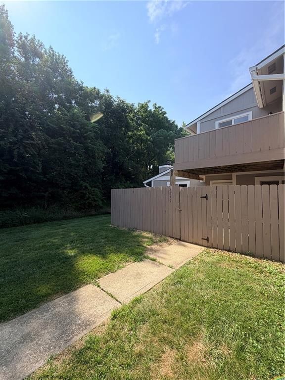 8839 CARRIAGE Drive — photo 2