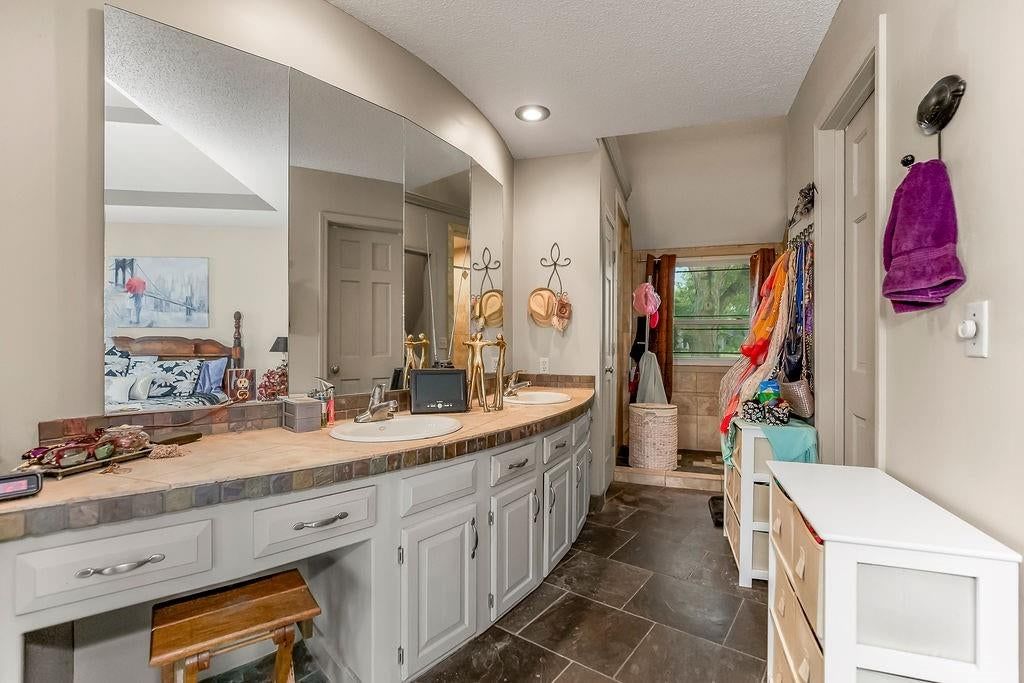 5024 SW Kingfisher Drive — photo 19