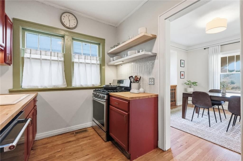 4141 Kenwood Avenue — photo 17