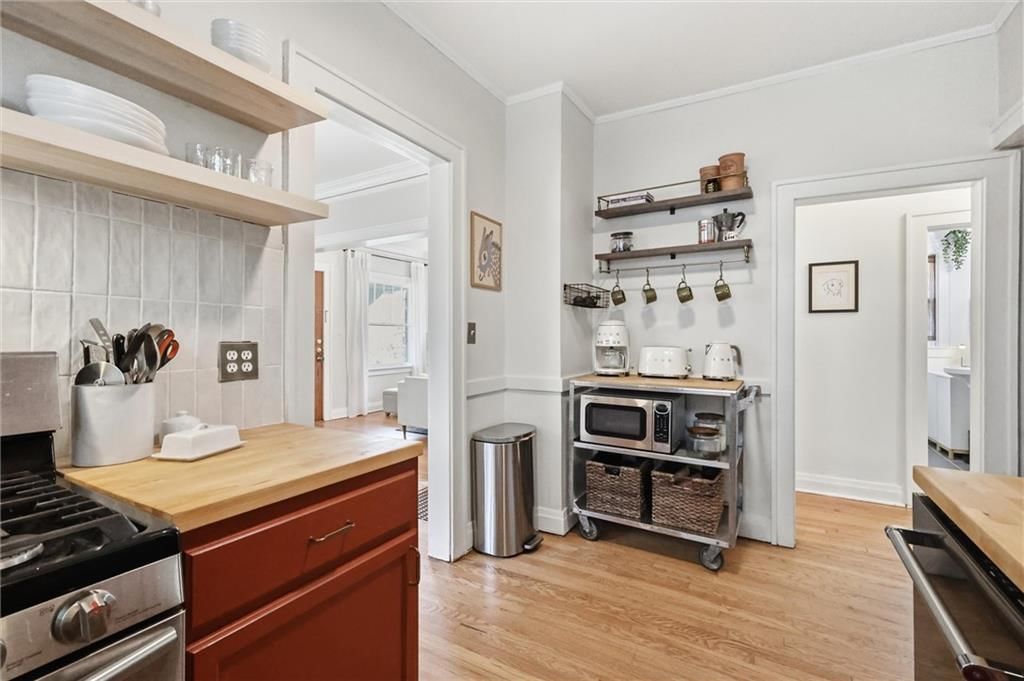 4141 Kenwood Avenue — photo 19