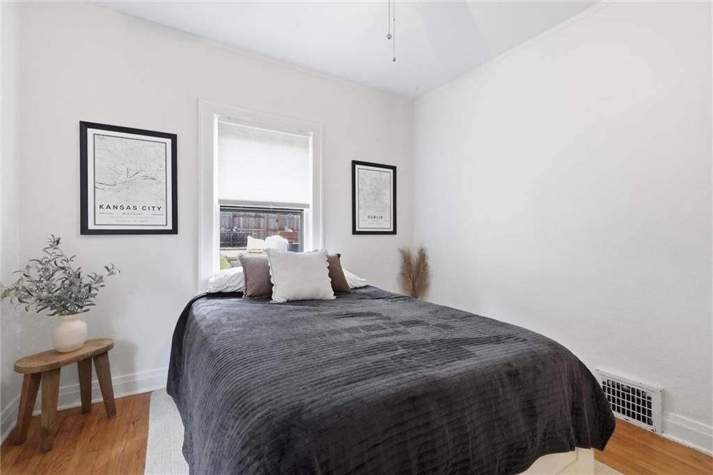4141 Kenwood Avenue — photo 22