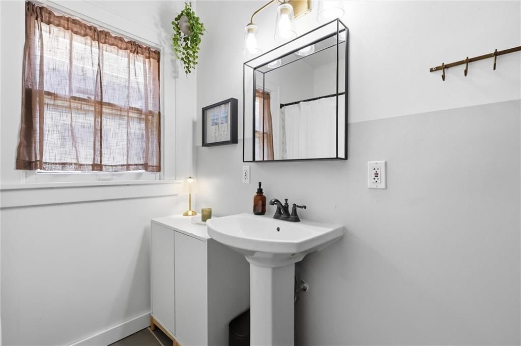 4141 Kenwood Avenue — photo 30