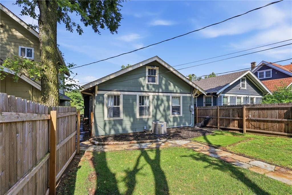4141 Kenwood Avenue — photo 39