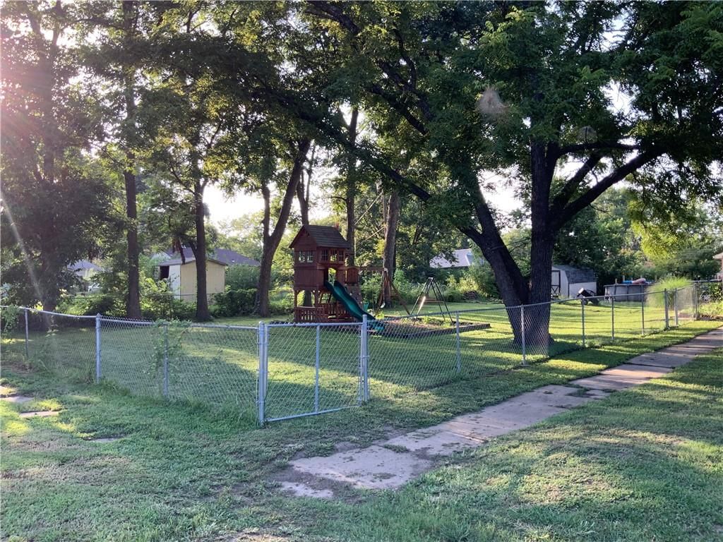 409 S Green Street — photo 11