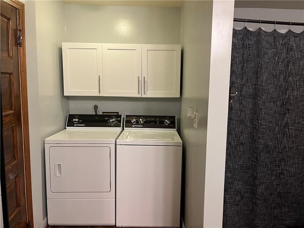 409 S Green Street — photo 49