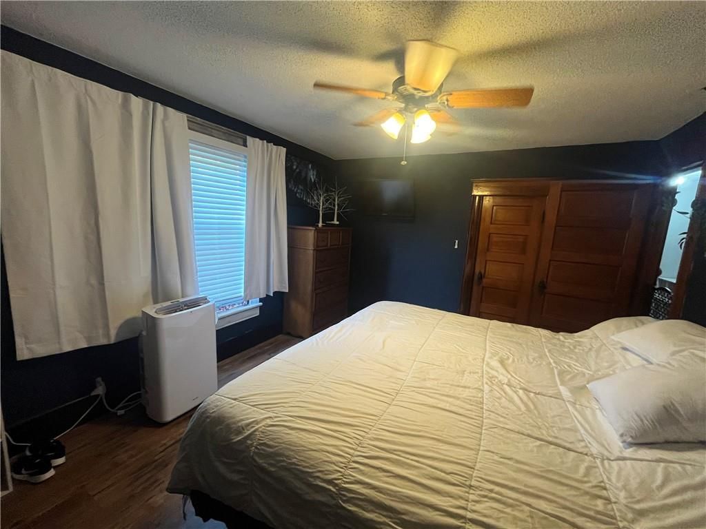 409 S Green Street — photo 64