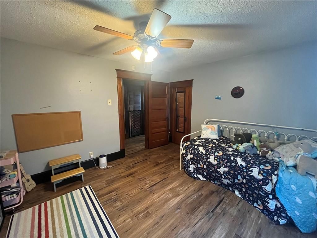 409 S Green Street — photo 77