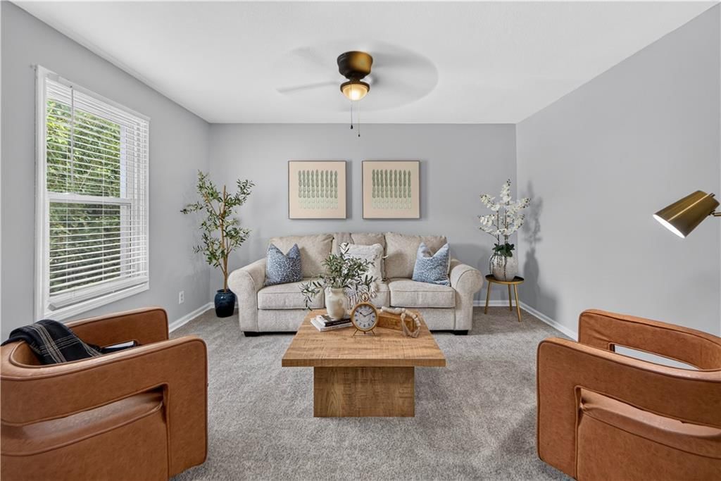 1225 W Sheridan Street — photo 4