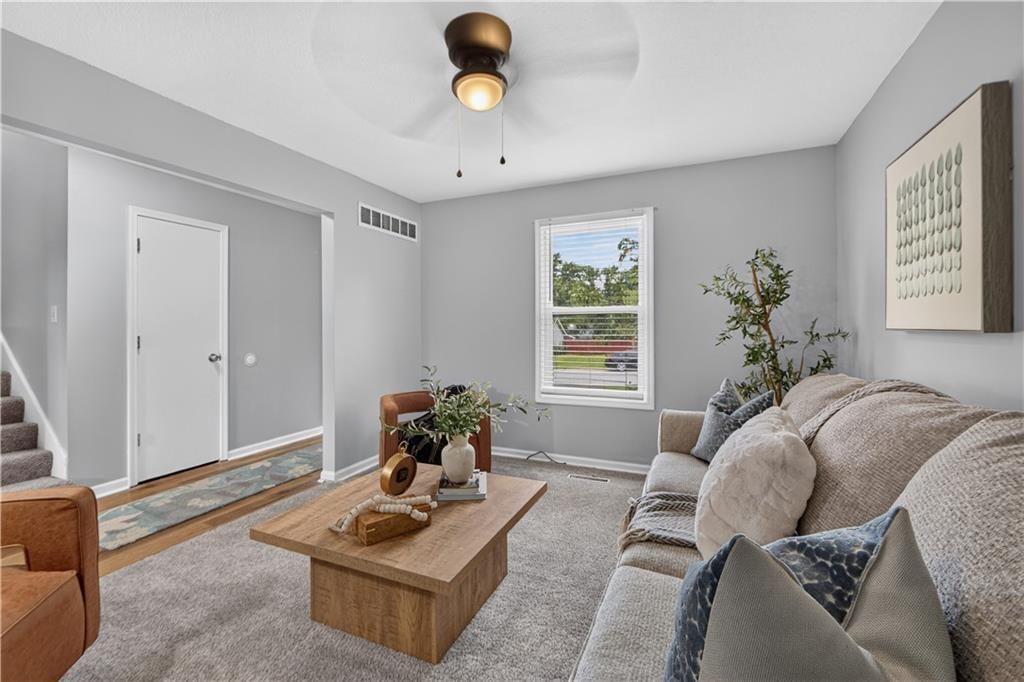 1225 W Sheridan Street — photo 7