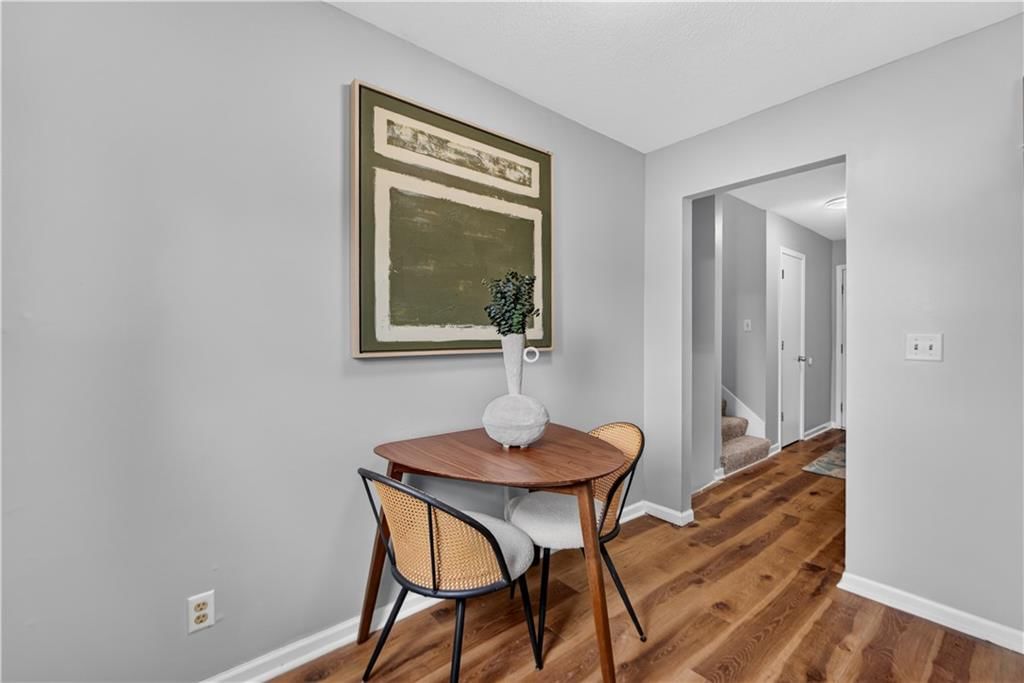 1225 W Sheridan Street — photo 11
