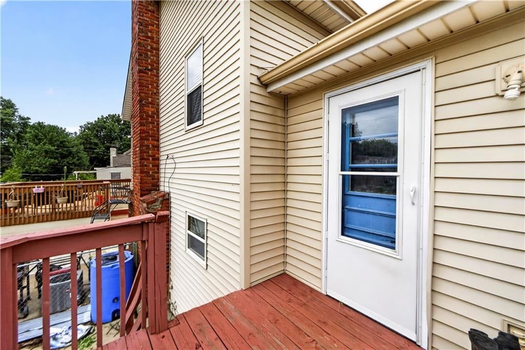1225 W Sheridan Street — photo 31