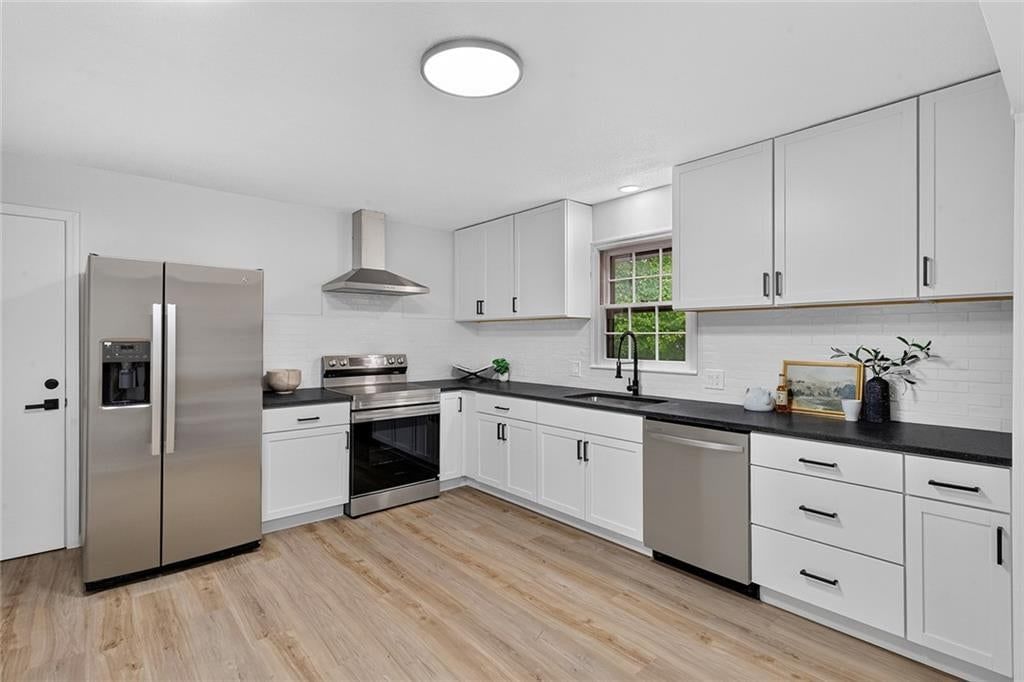 10805 E 65th Street — photo 10