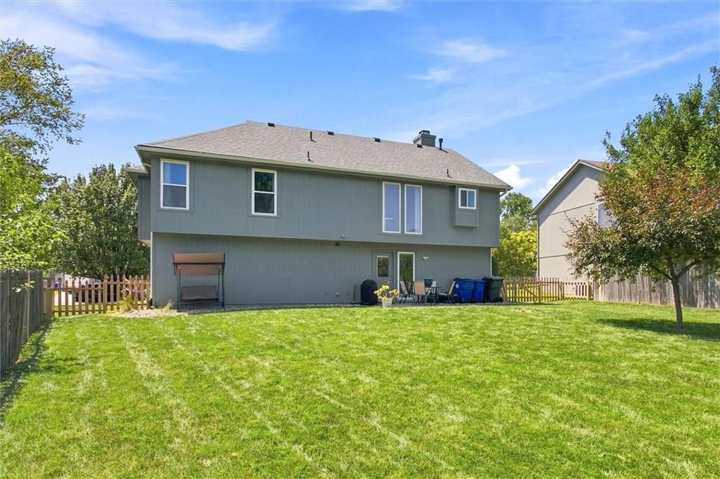 1038 N Logan Street — photo 5