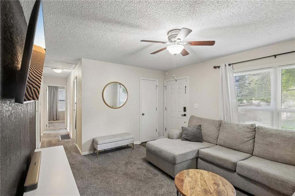 317 N Cochise Drive — photo 6