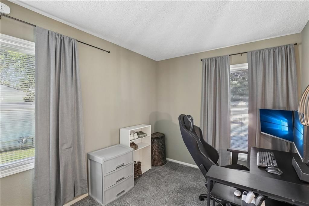 317 N Cochise Drive — photo 20