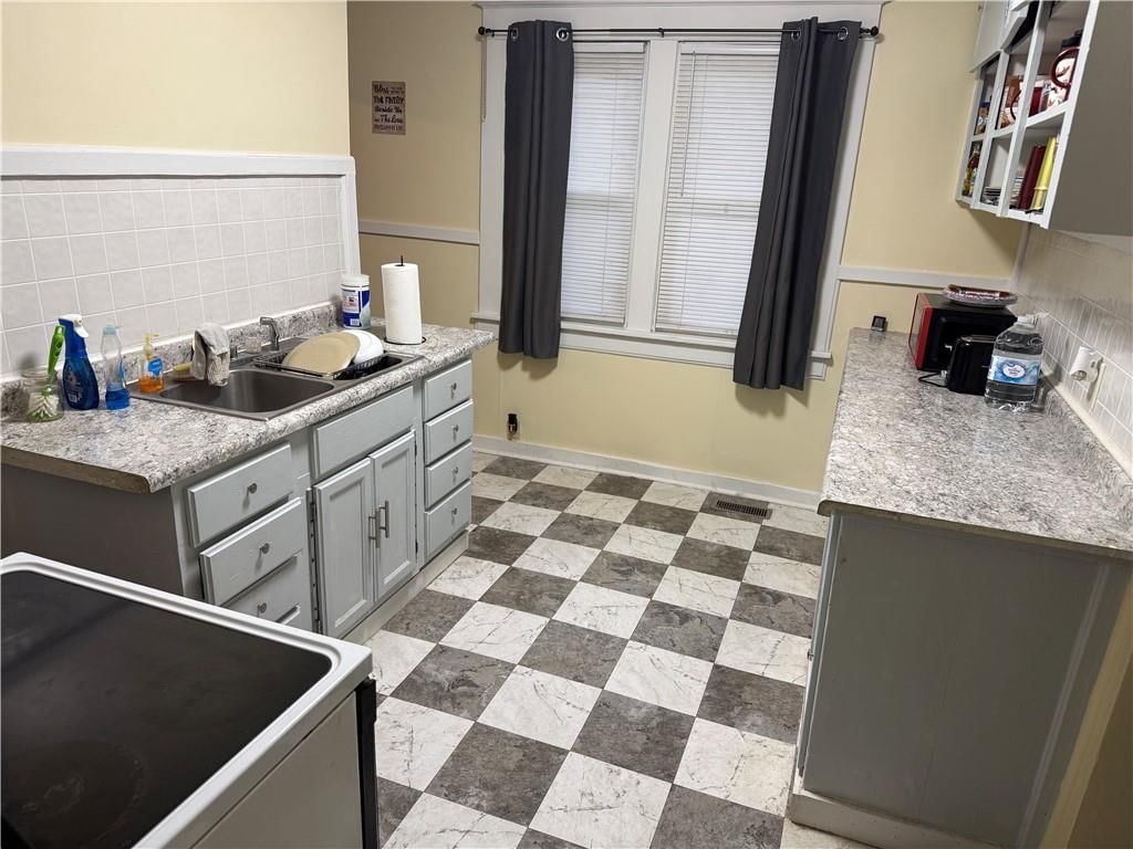 3116 Lafayette Street — photo 8