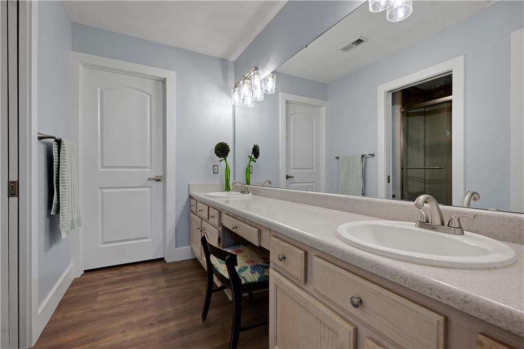 2046 W 139th Street — photo 23