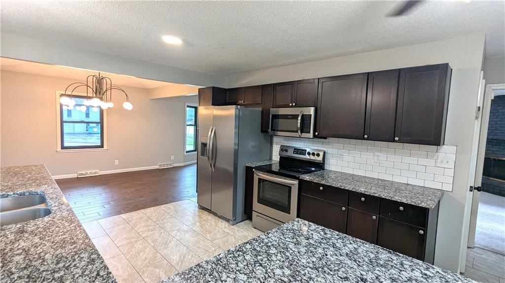 9909 E 76th Terrace — photo 18
