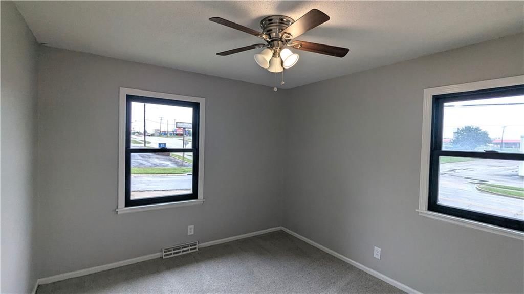9909 E 76th Terrace — photo 30